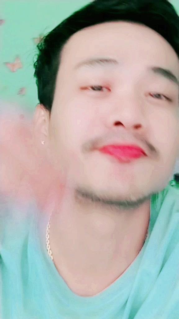 @Öö Țĥü Ÿä Äüñĝ(ခ်စ္ရေသာ ဦးကို