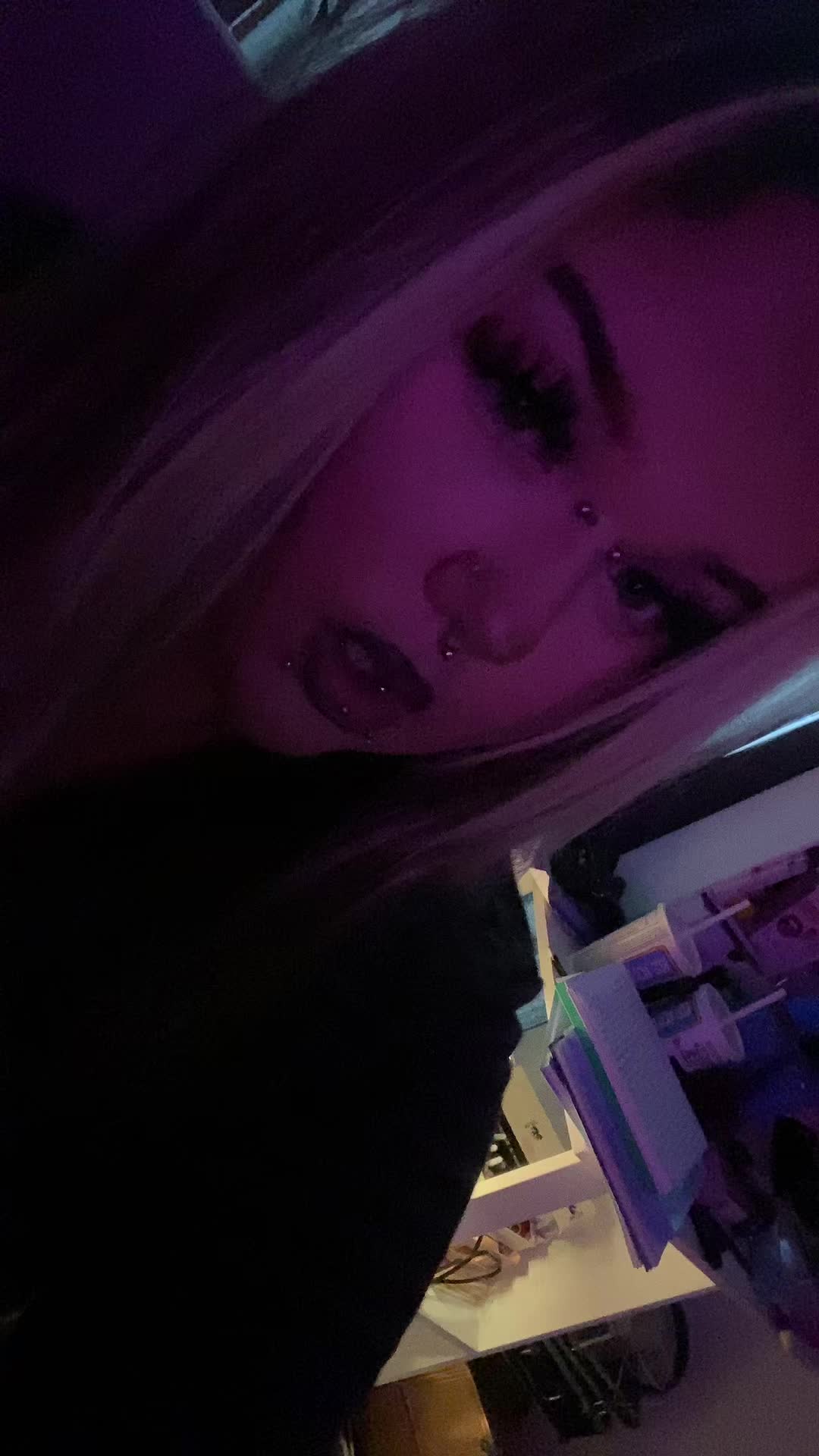 @🐞jess🪲