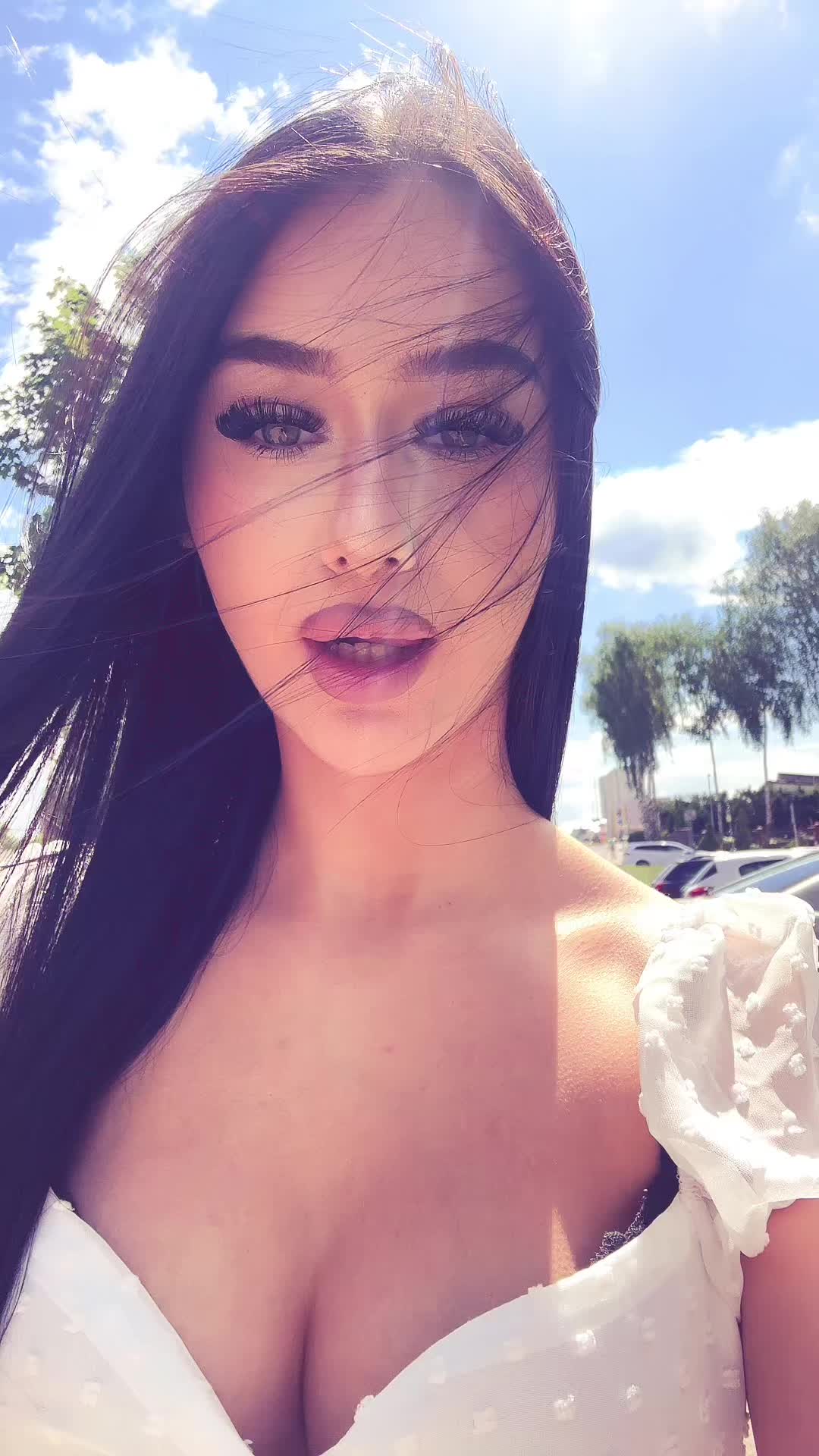 @_victoria