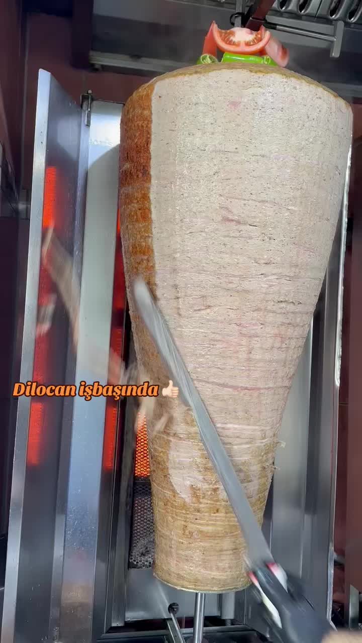 @Momo.brln