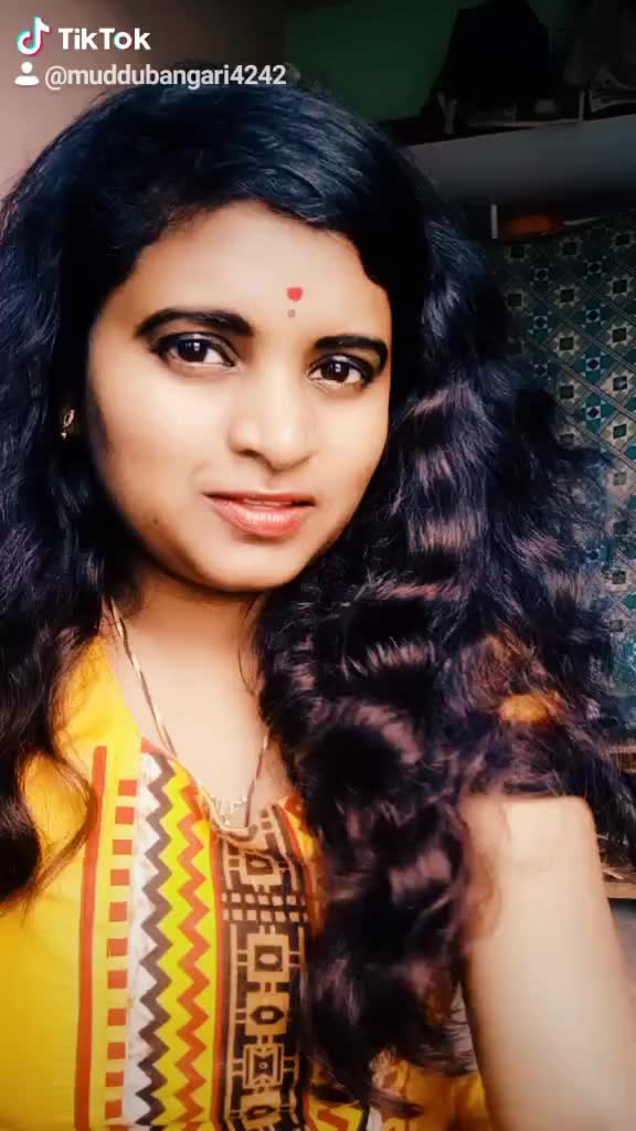 @DEEKSHITHA 💞B