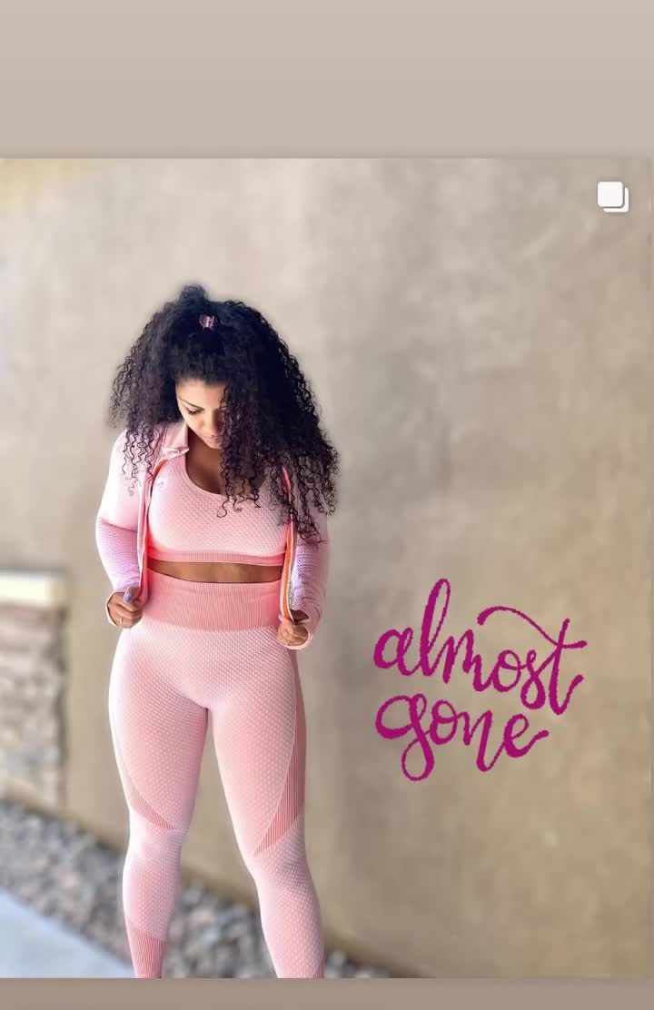 @Shop Shelly Rio