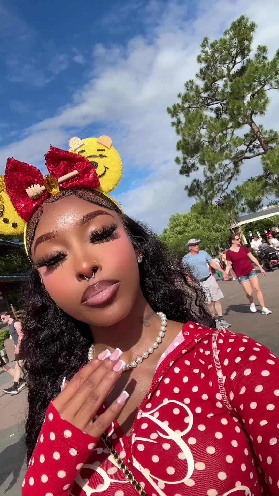 @aniyahmenzell