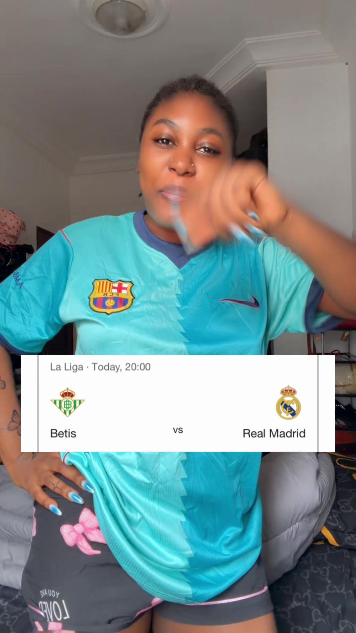 @Rosita🇨🇲