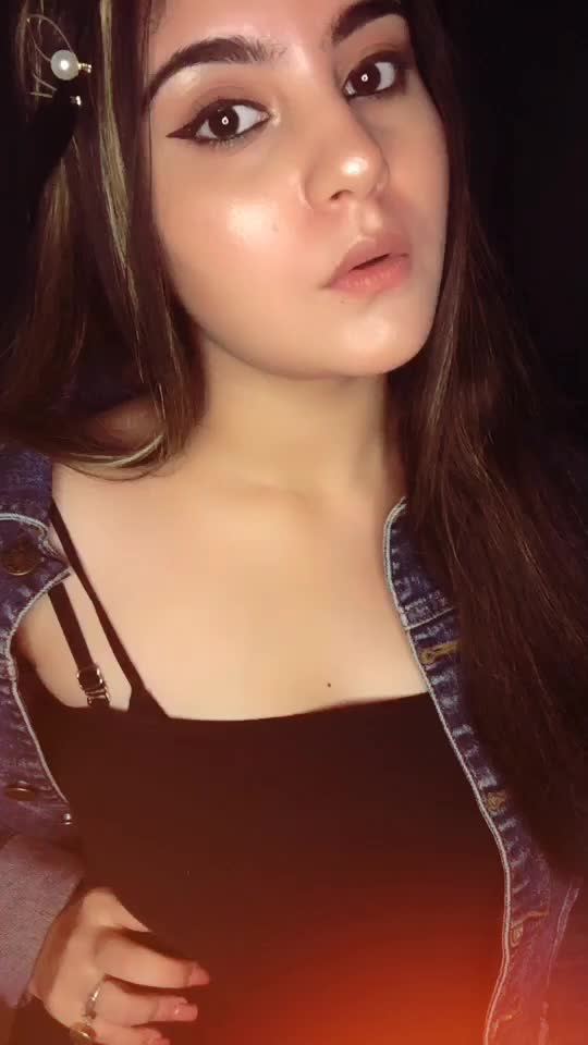 @🌸Himanshi🌸