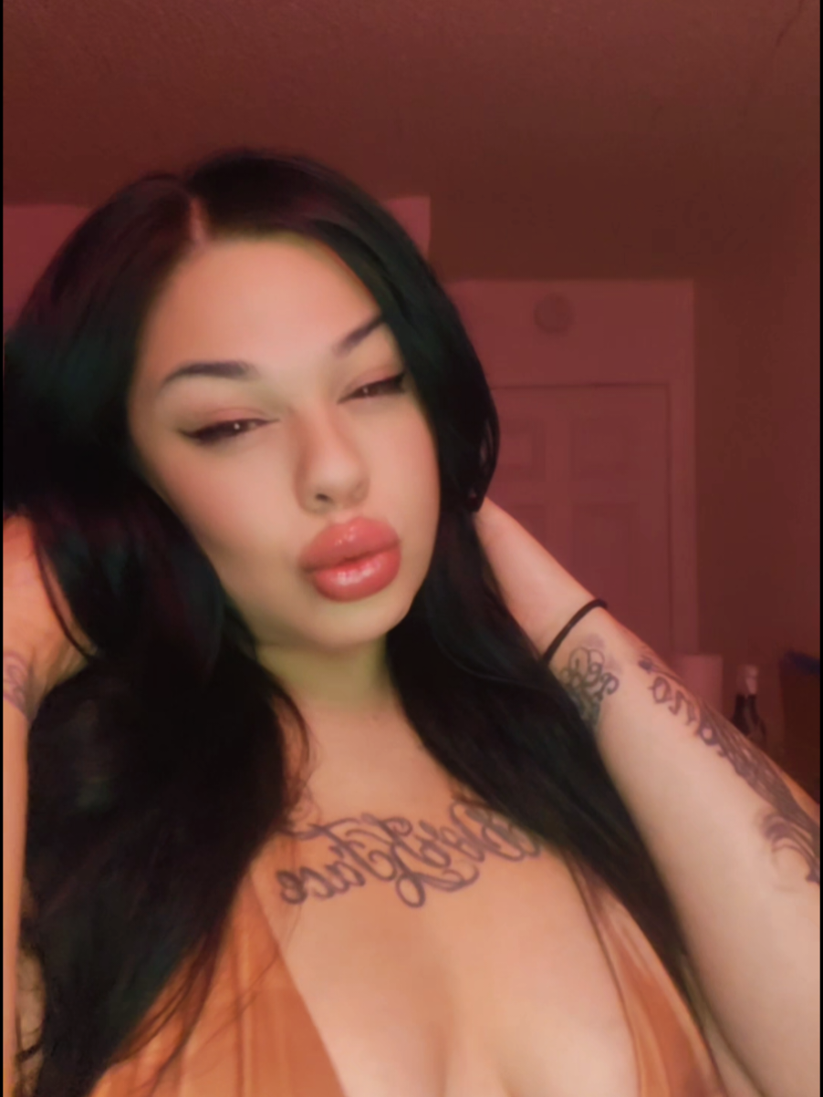 @Dee.Ni'Cole