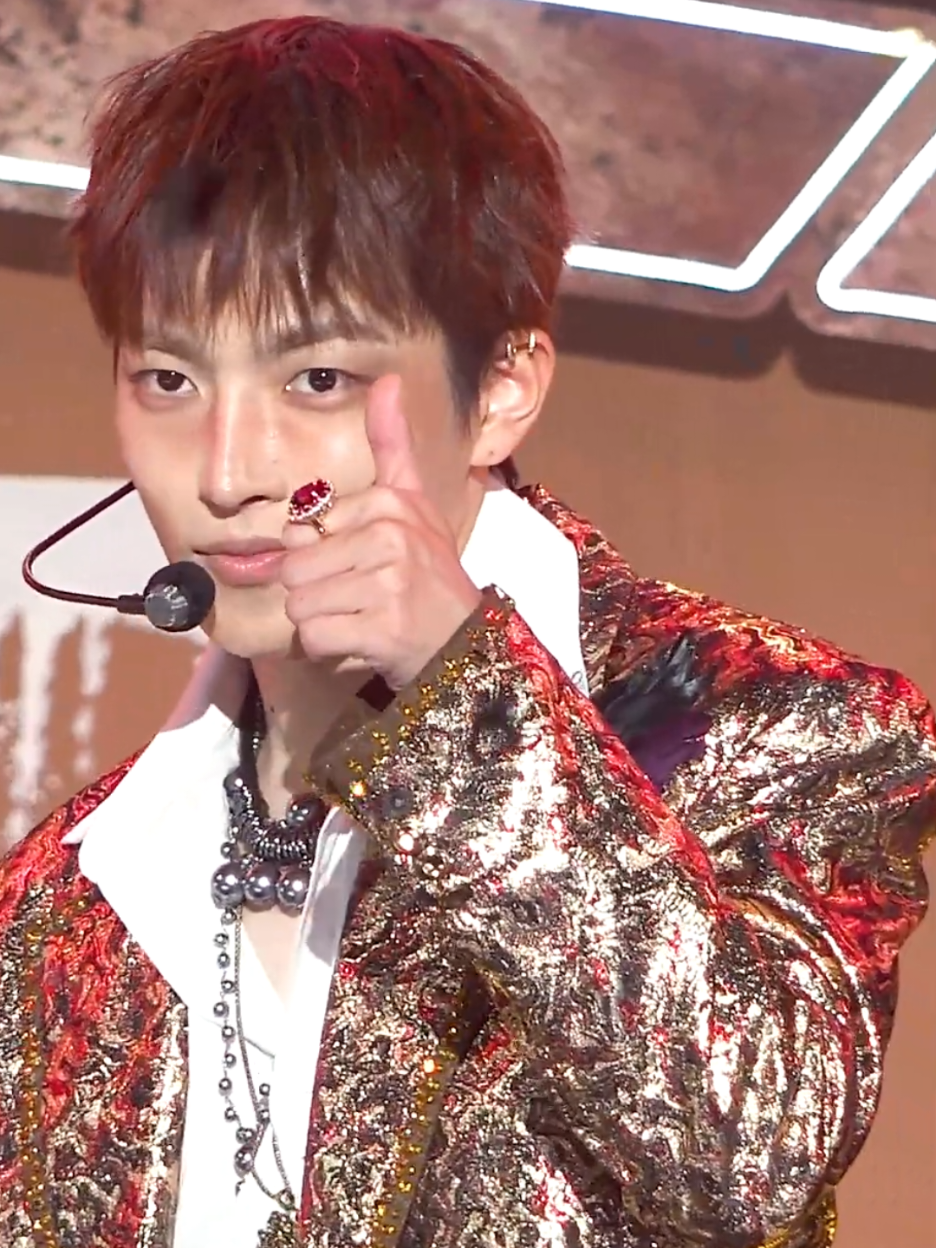 @kari 🕸️ | fancams!