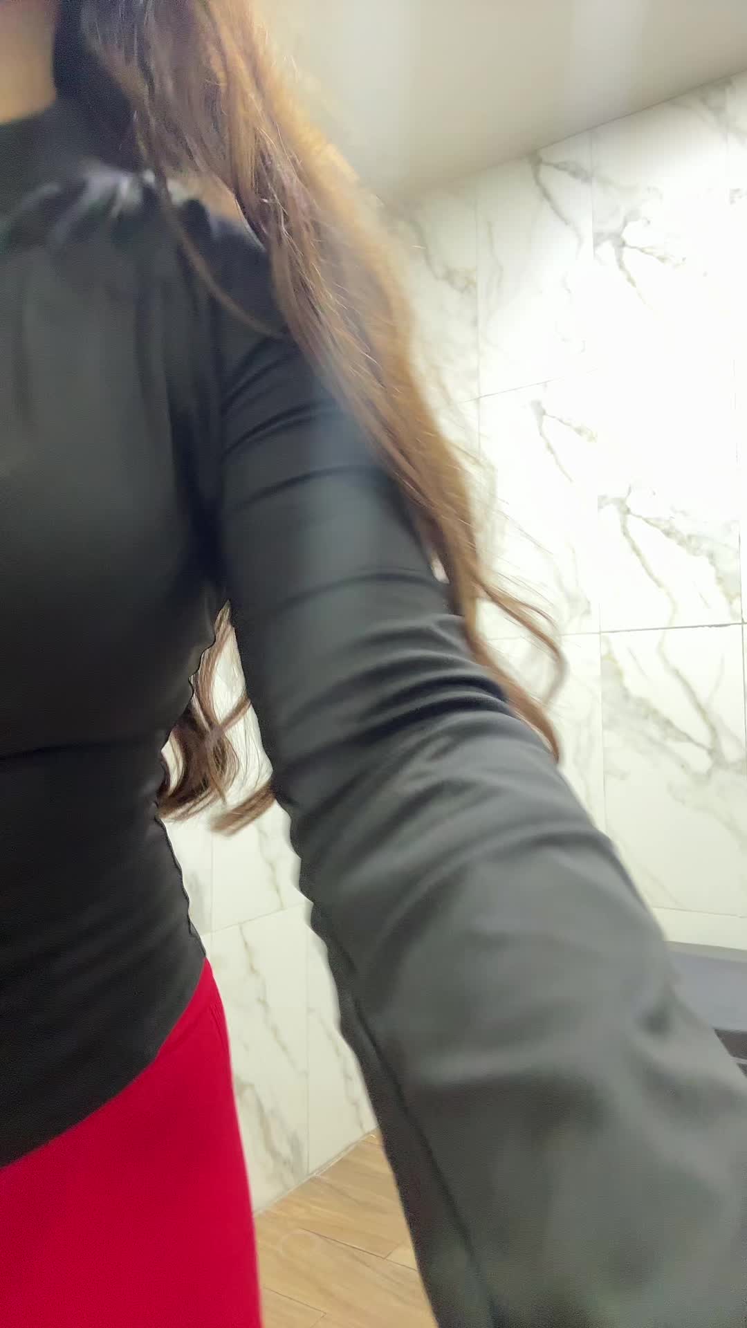 @Itsimenaa_
