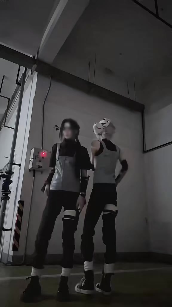 @𝘼𝙩𝙨𝙪𝙠𝙞抖音爱♪∽