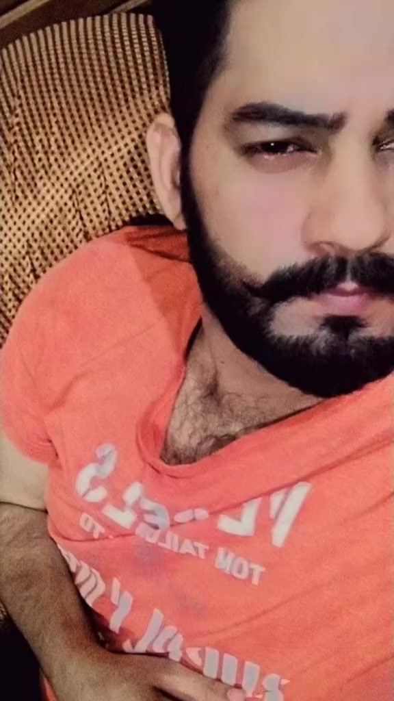 @ملک  Bhalo👑