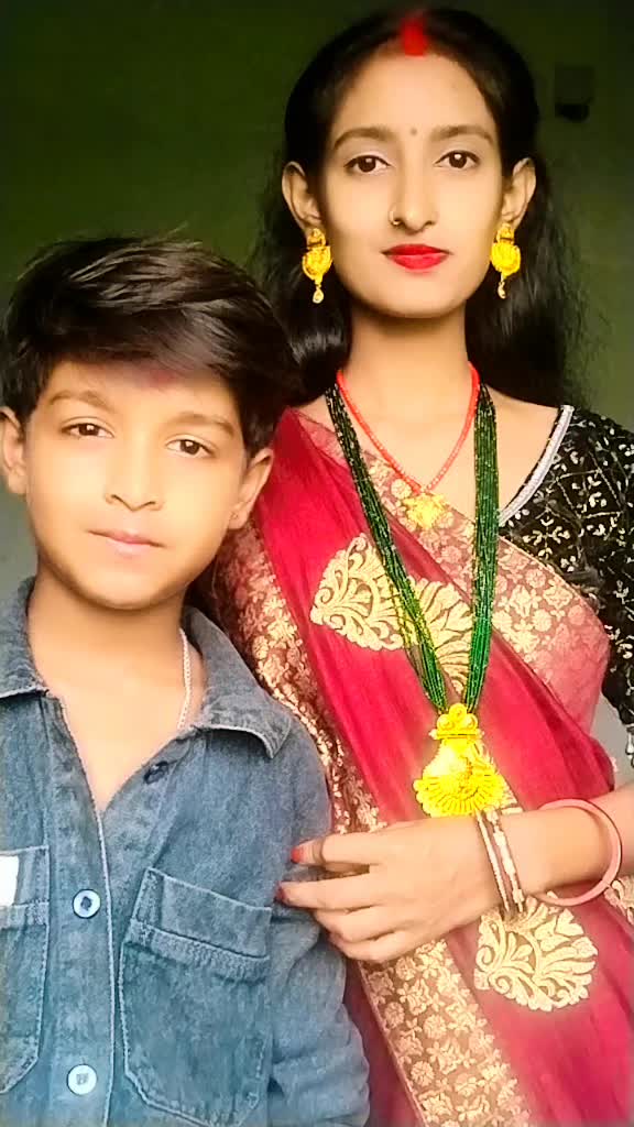 @sunil_sabina_02x