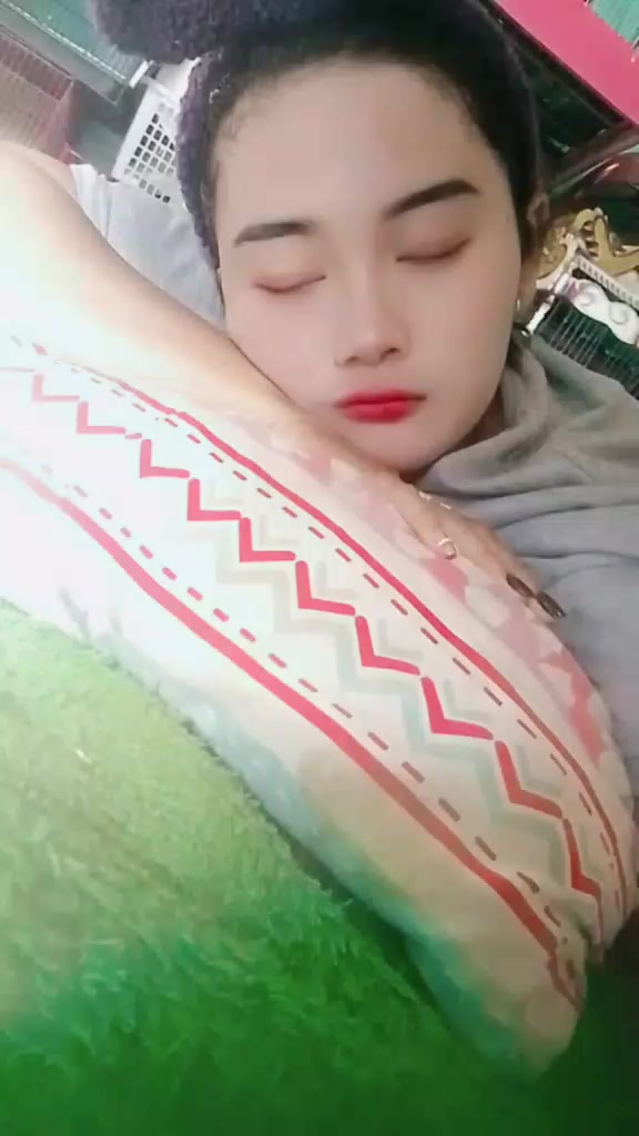 @Erlina Pacikrak04