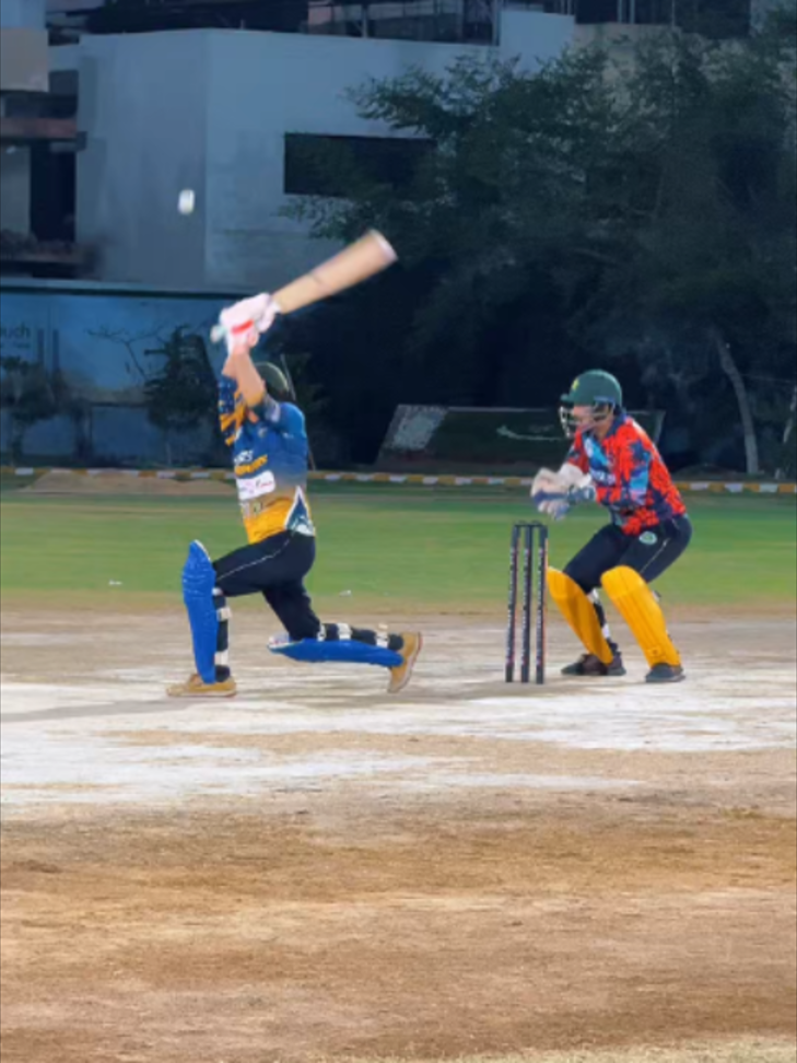 @Escribir Cricket Club