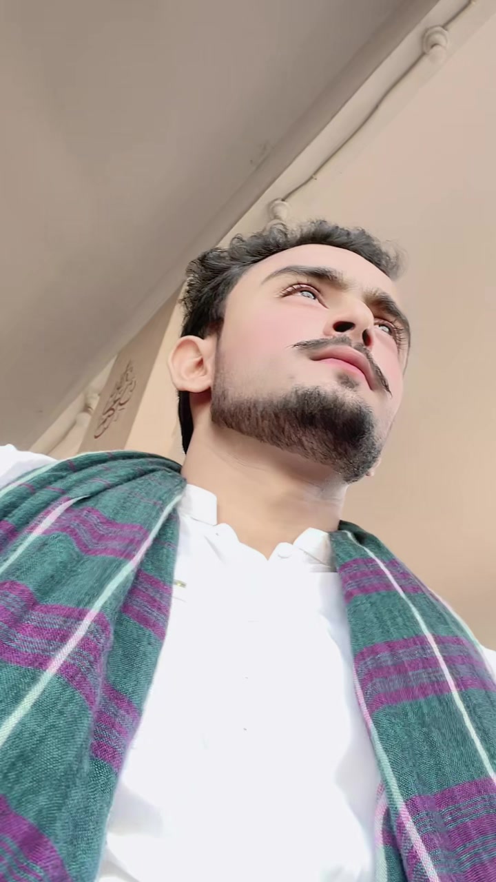 @𓆩🗿AWAIS RAجPUT🪽𓆪