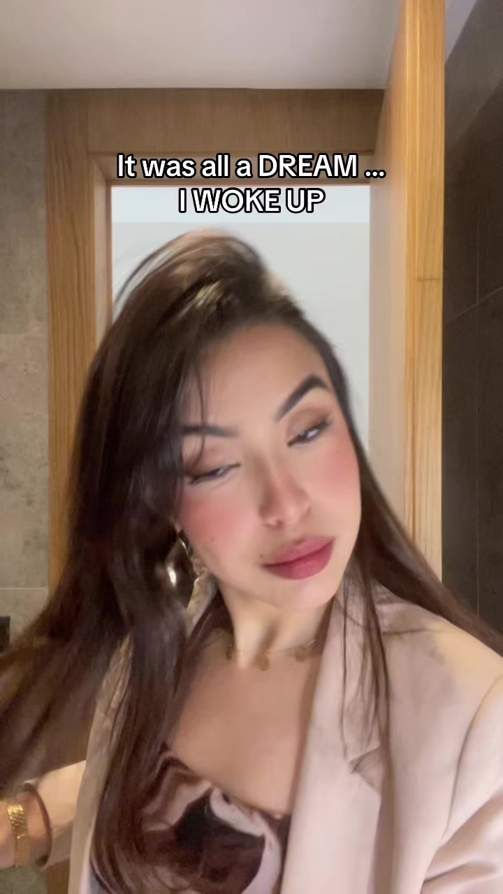 @Sofia