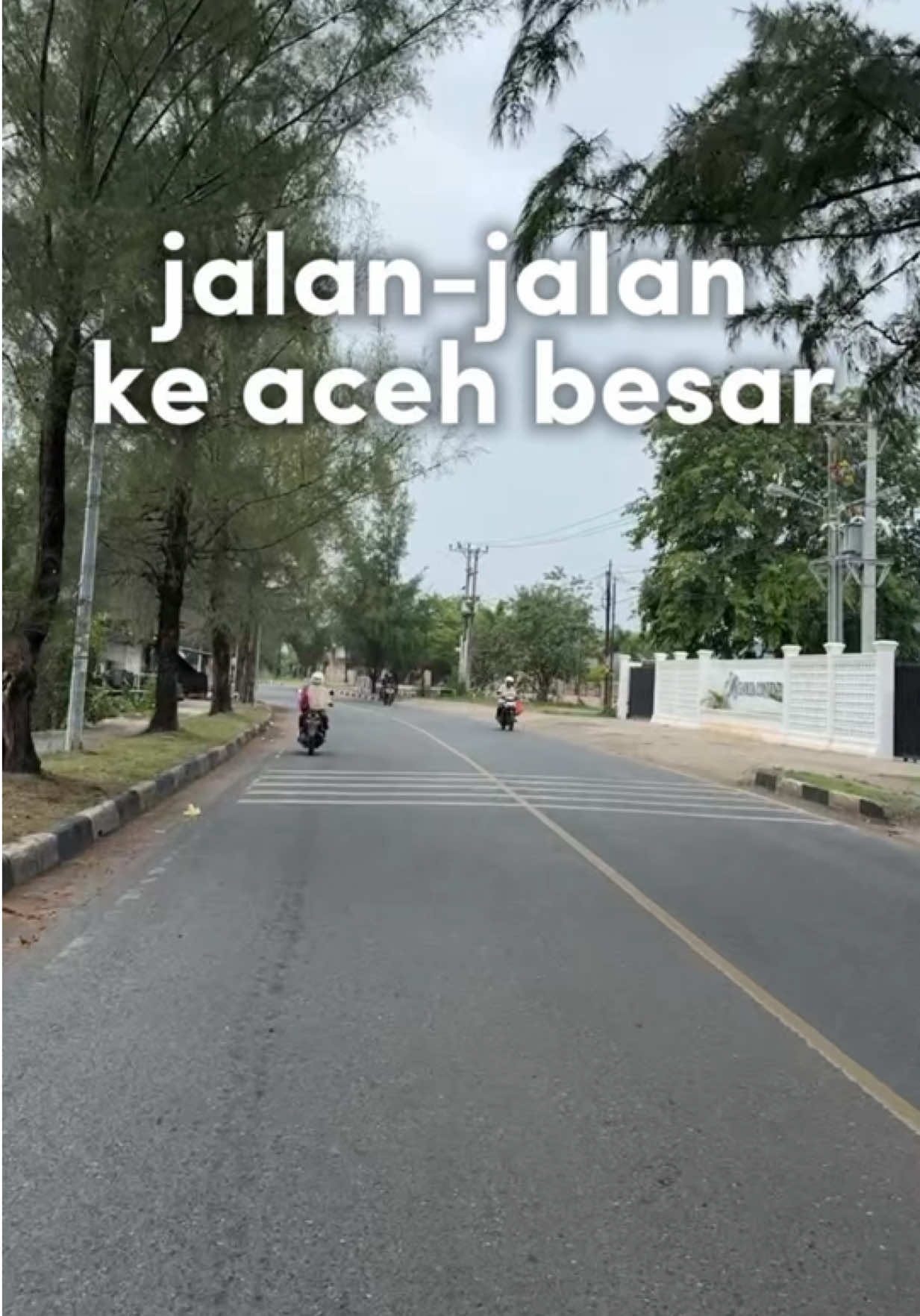 @suka review tempat hits