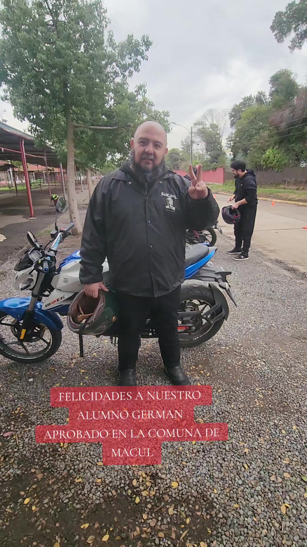 @CLASESDEMOTO.GIXXERMANIA