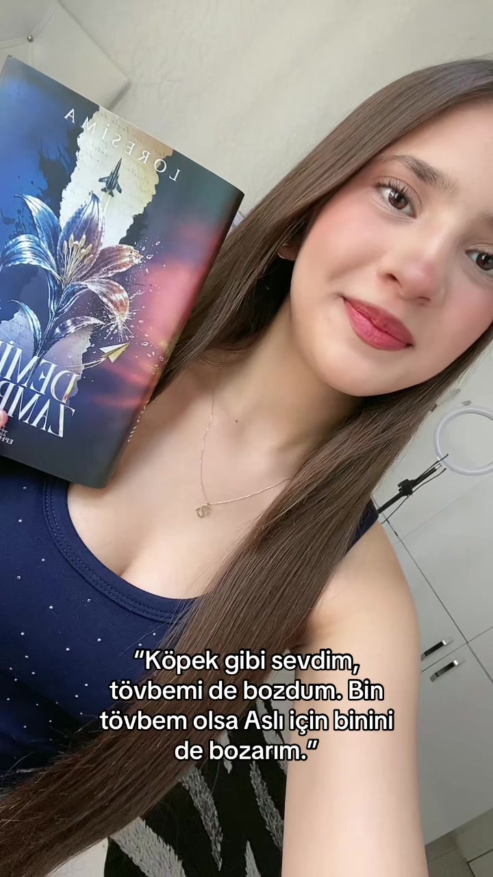 @Sude📚