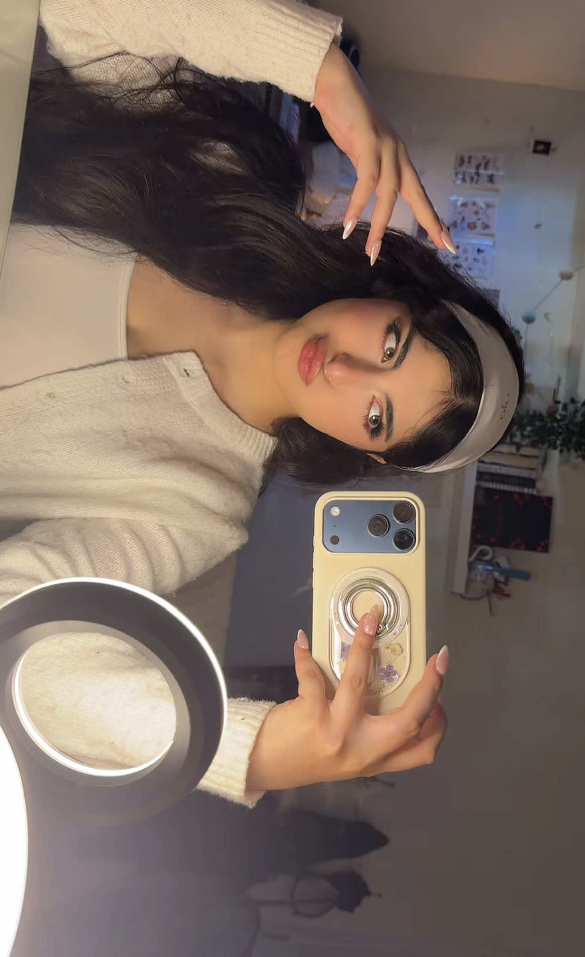 @Hus_77