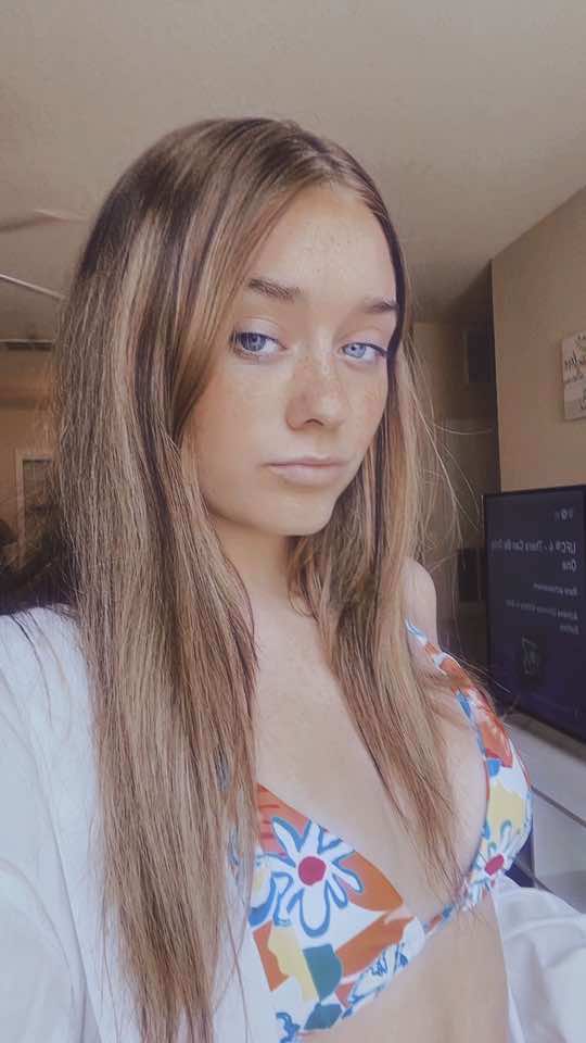 @Emma🖤