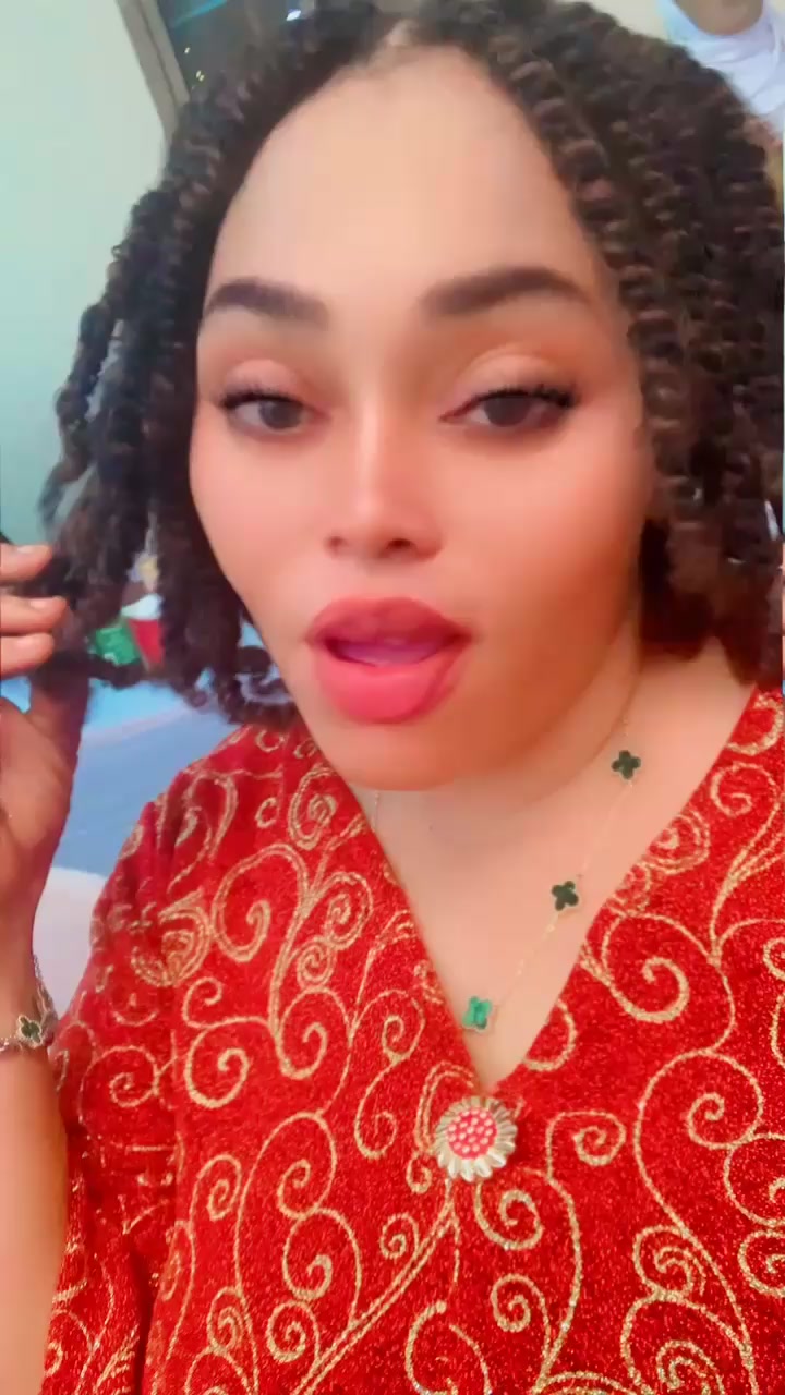 @cutenai06