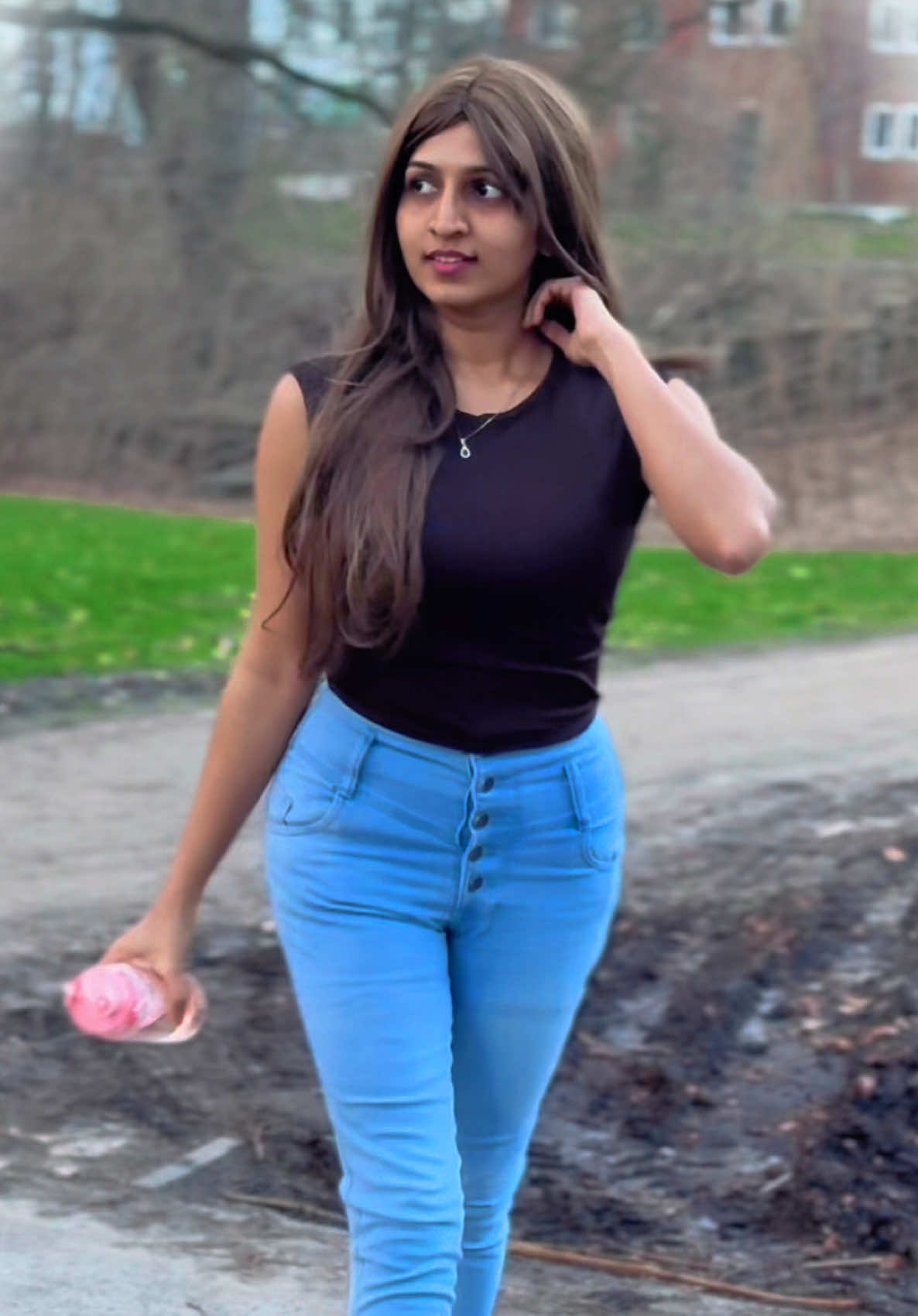 @ishu🇱🇰🇩🇪
