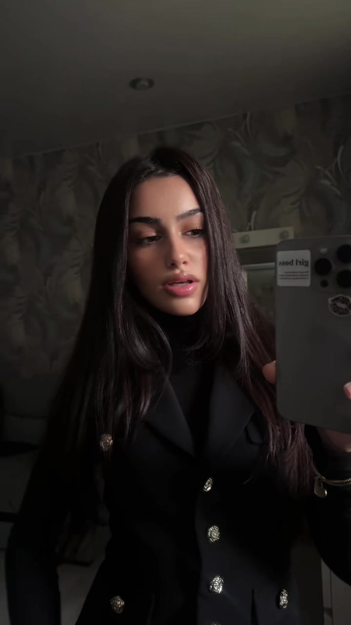 @Амели