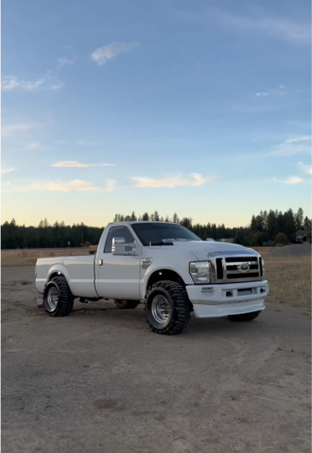 @_collinisakson_
