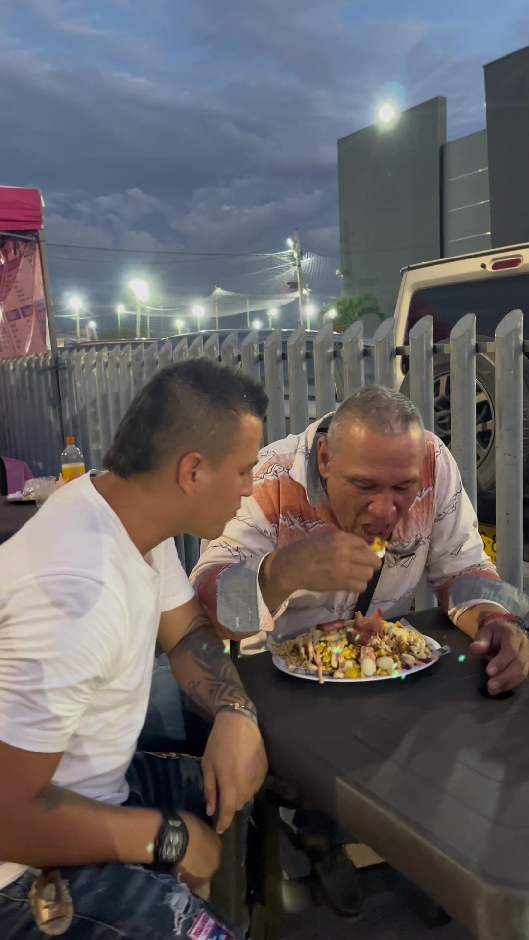 @La Rompe hueso 🦴  🍔