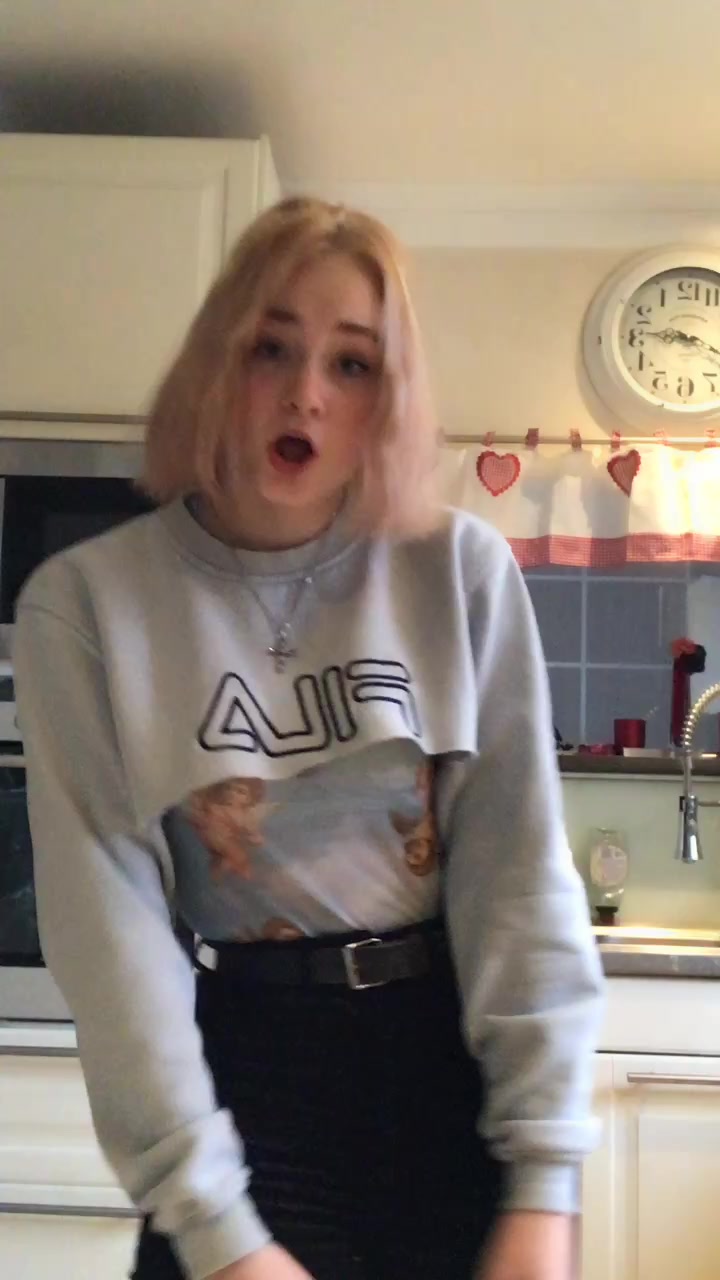 @Emilia 🤙🏻