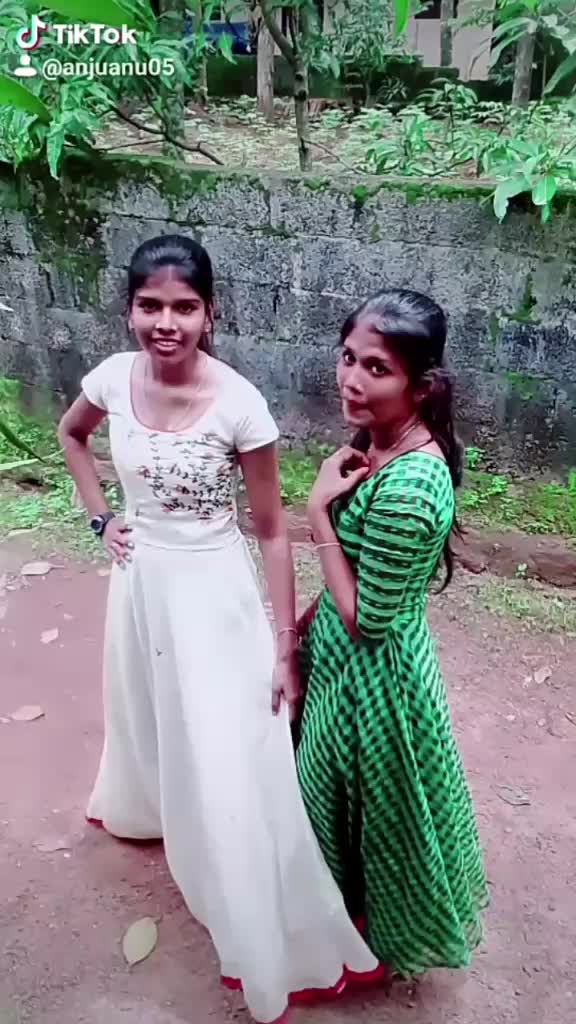 @Anjuz__Ranjuz