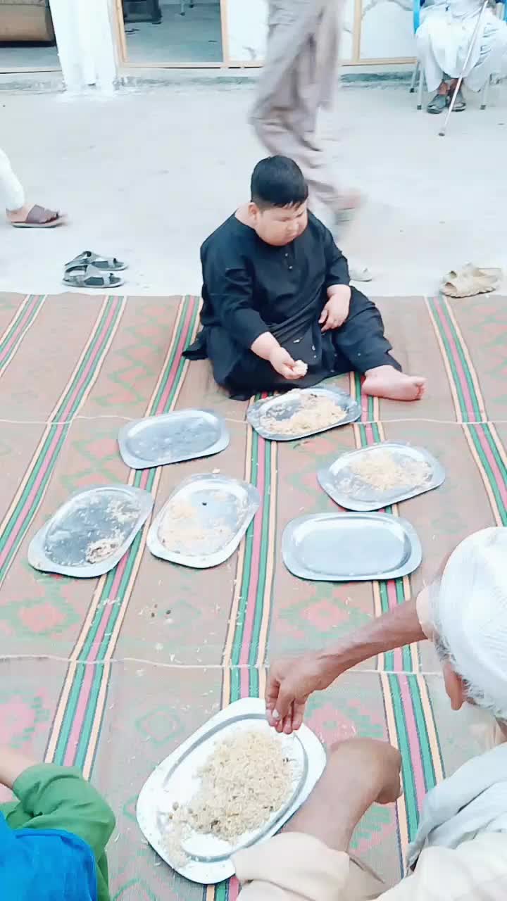 @Chota Khan Baba