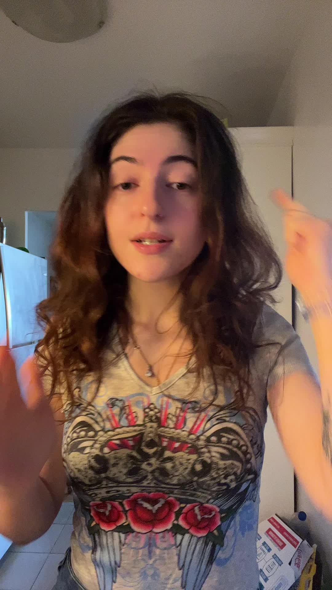 @_.sarahbella_
