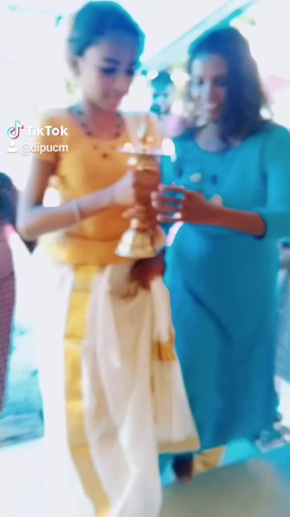 @NidhinDipu