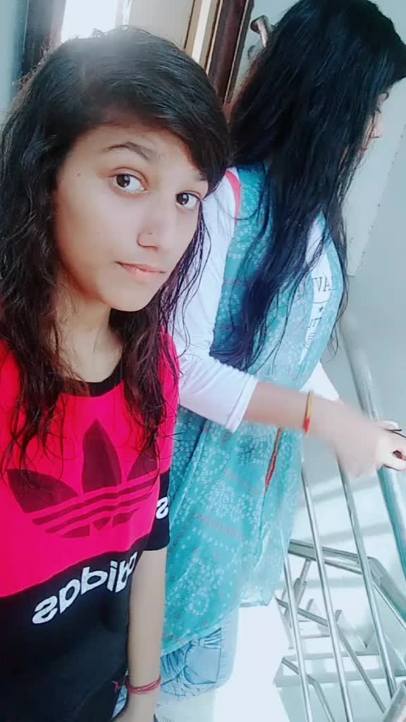@mahii😇