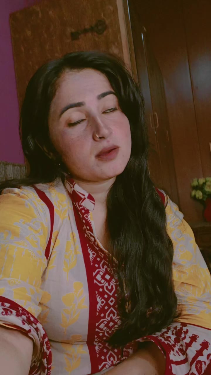 @Farahcreates1