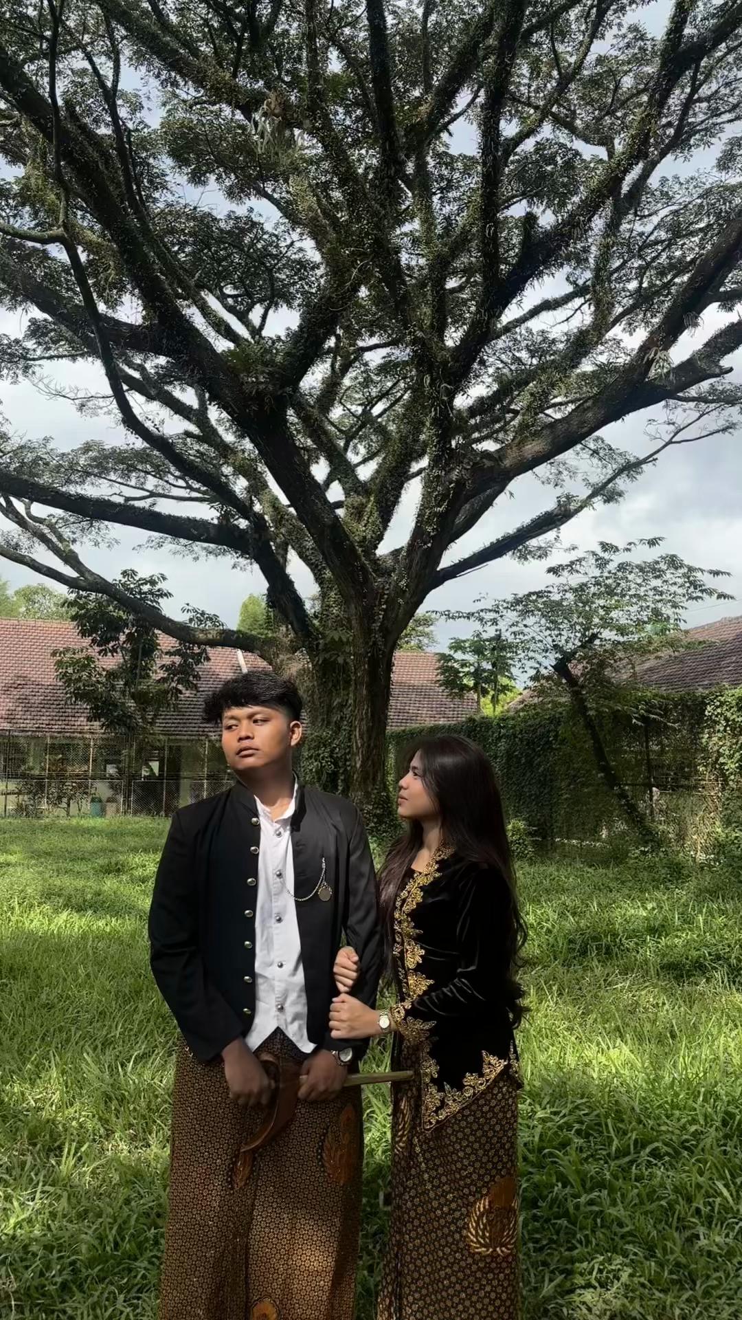 @_jojoandito