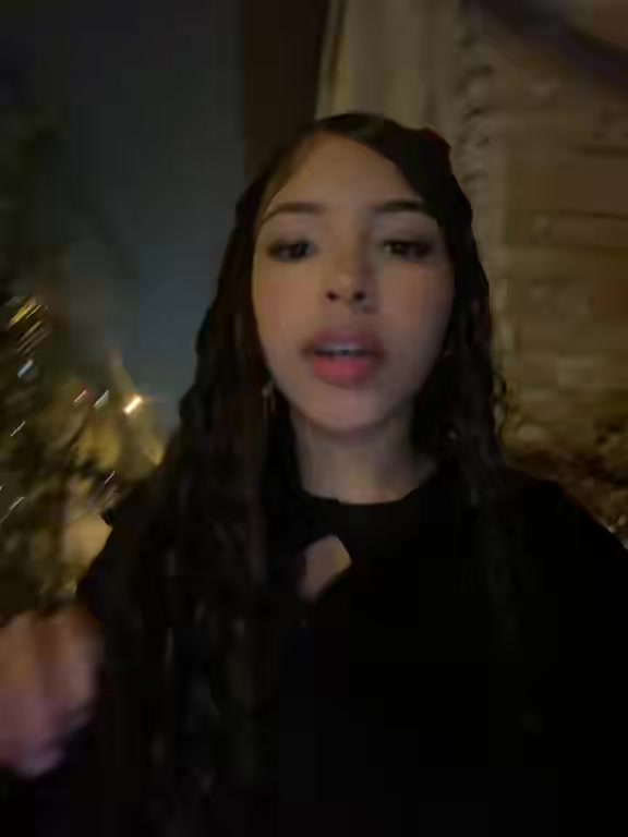 @Camila
