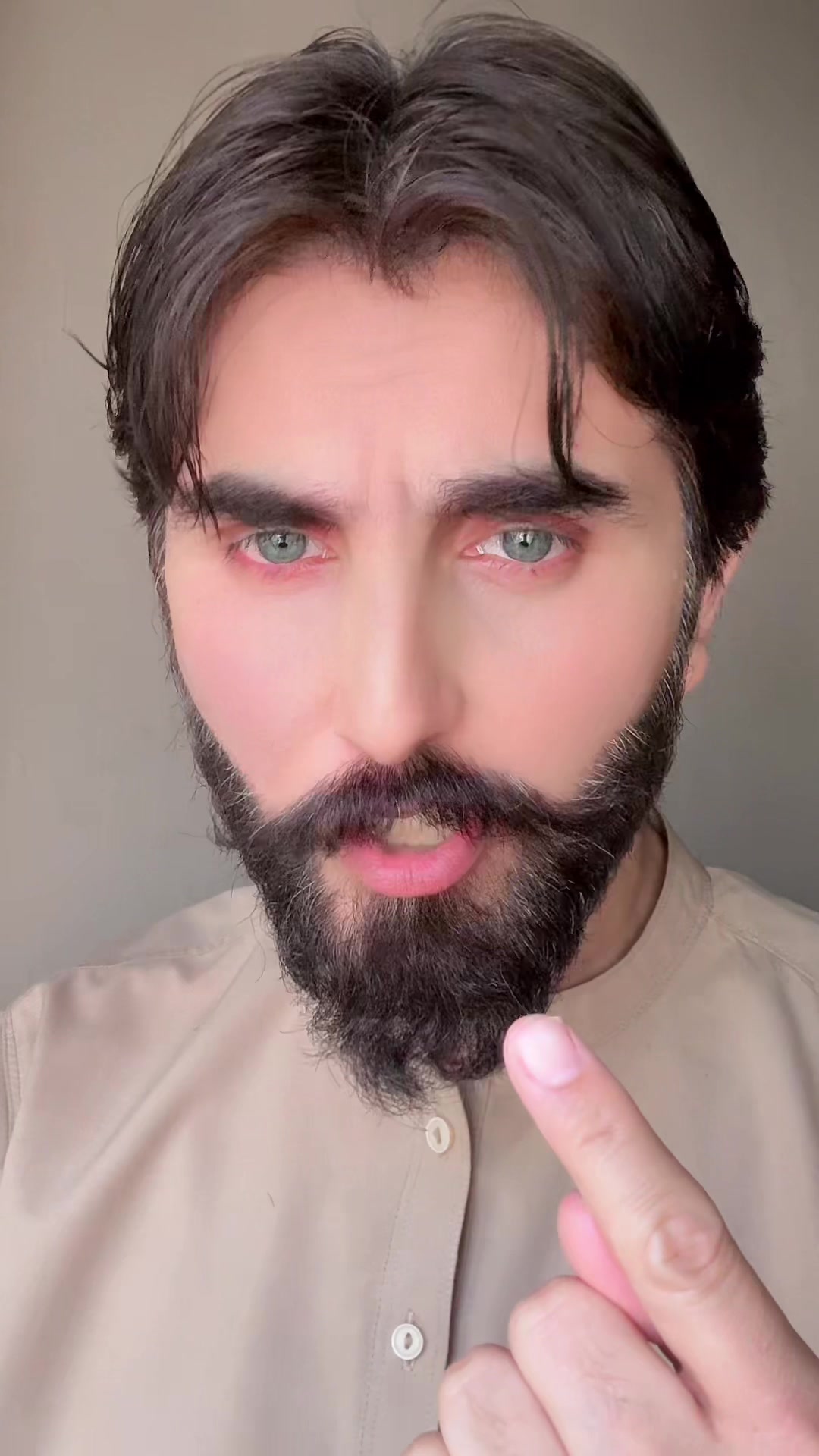 @NABEEL  GREEN EYES  👁