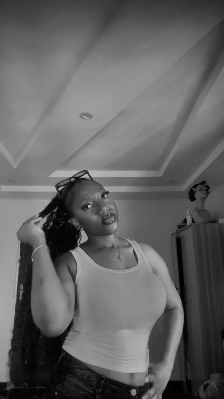 @stephany_yinye