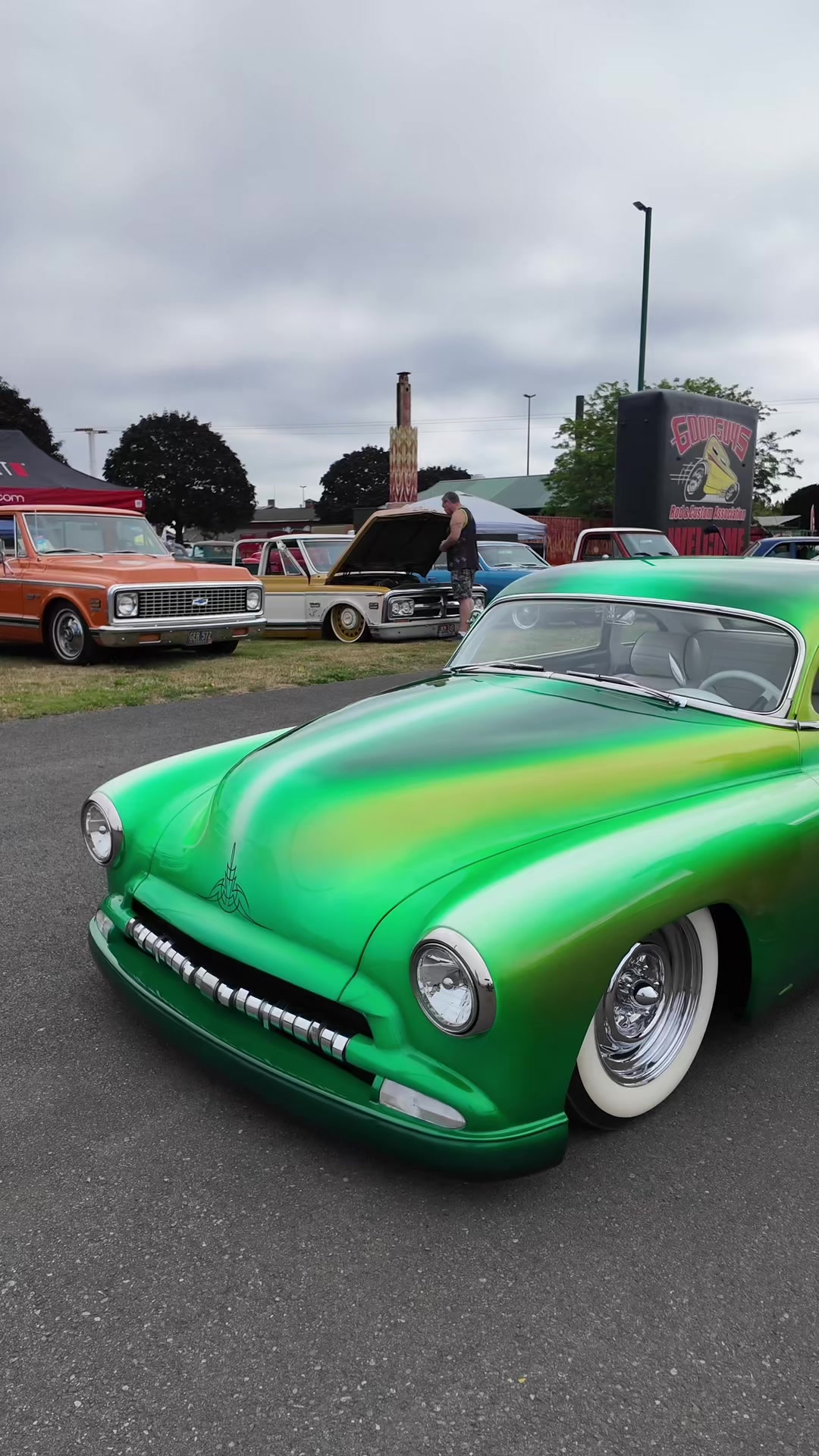 @Thumbs up Hot Rods