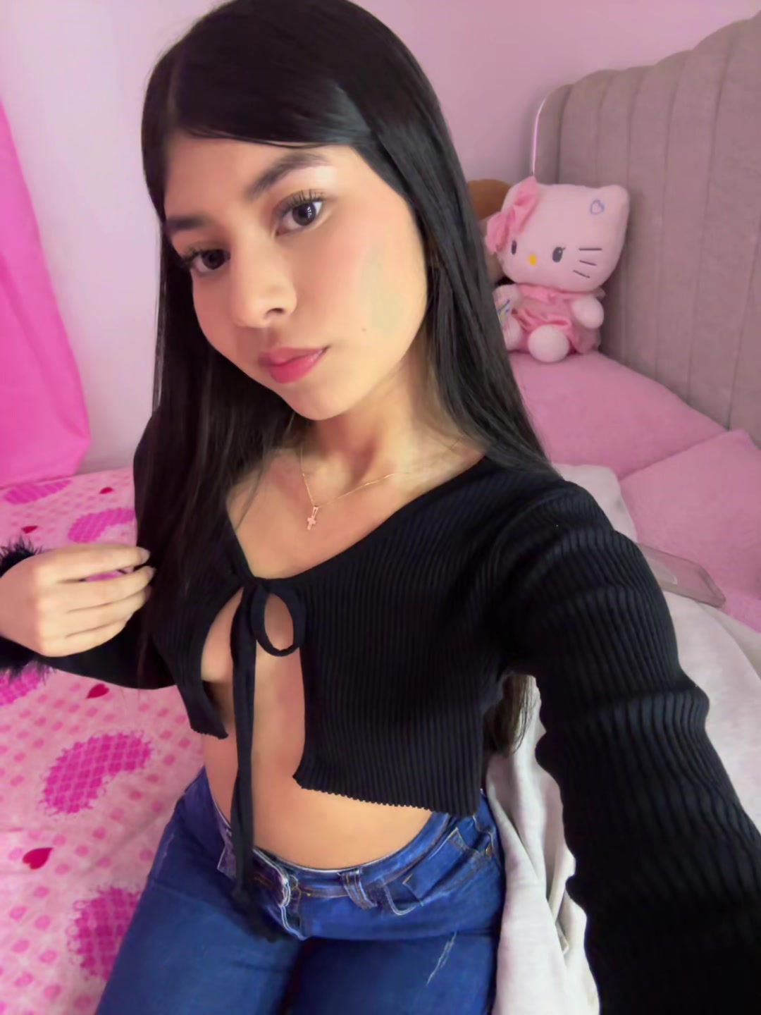 @𝒩𝒾𝒸ℴ𝓁 𝒢ℴ𝓂ℯ𝓏 👸🏻