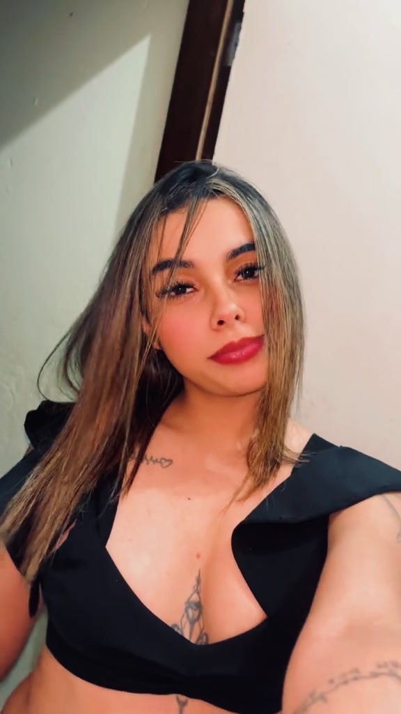 @Karininha 🐈⬛