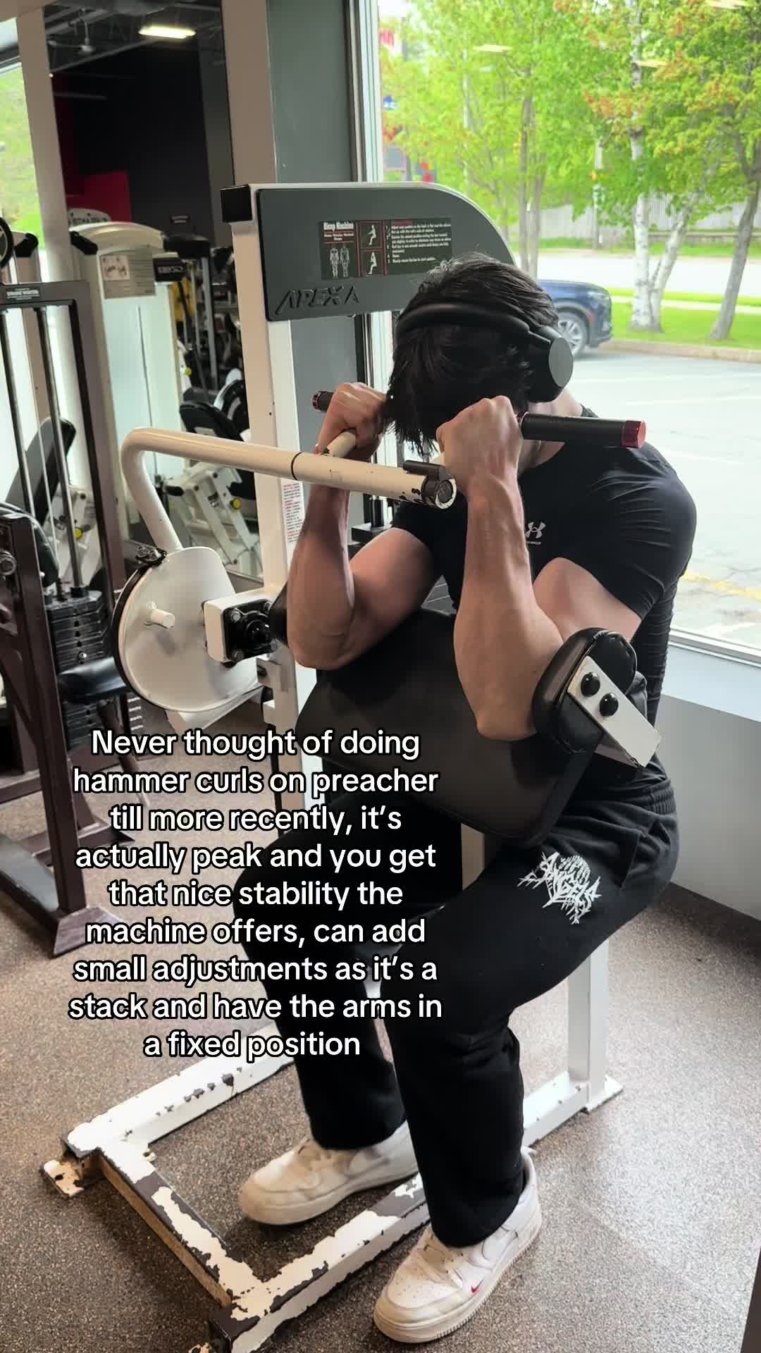 @️
