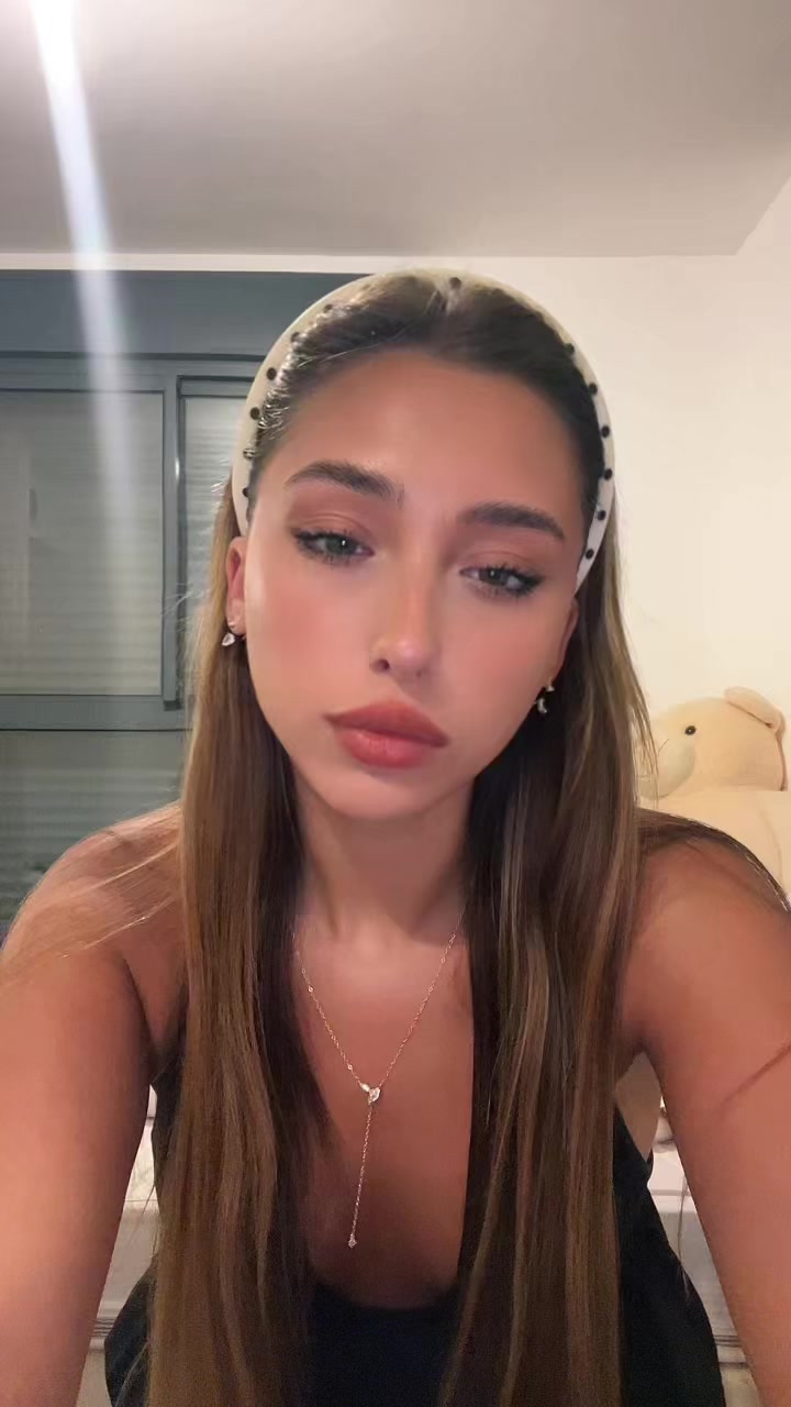 @Maria