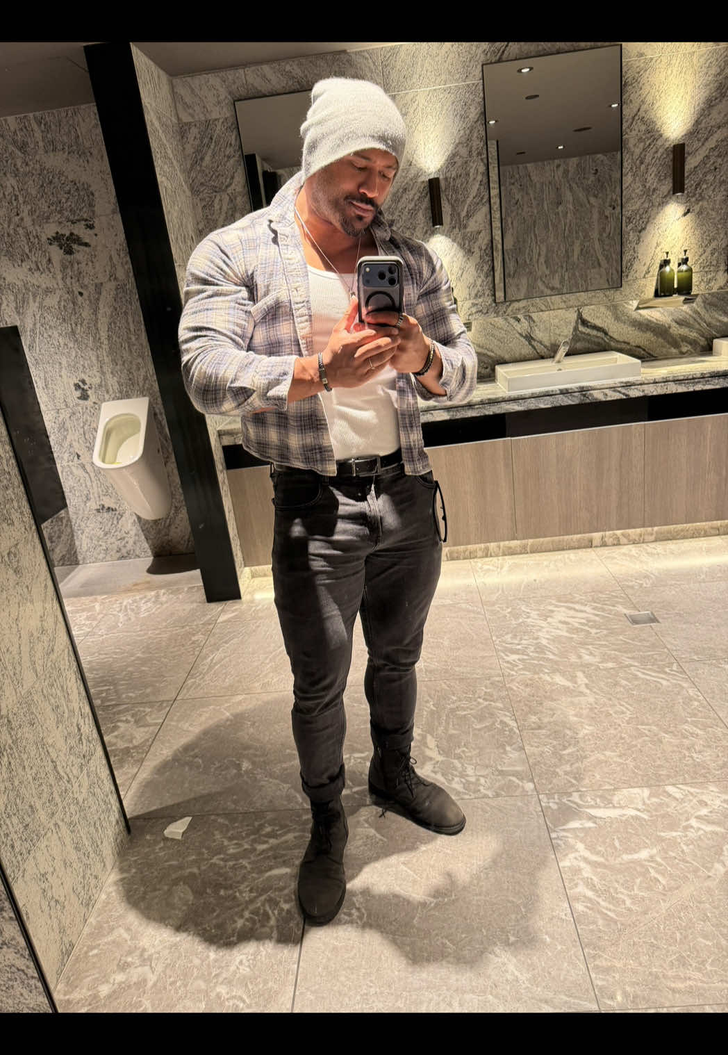 @Meikaai Datt
