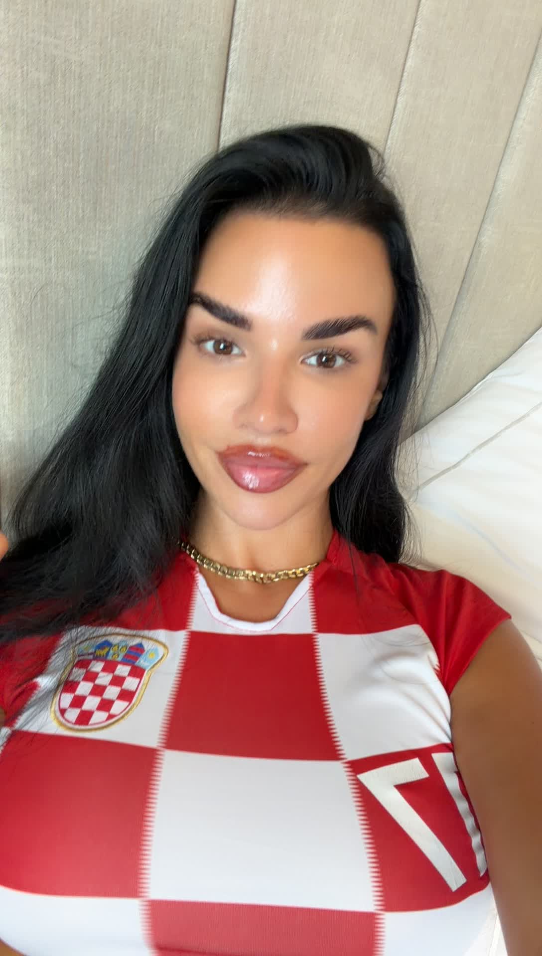@Knolldoll