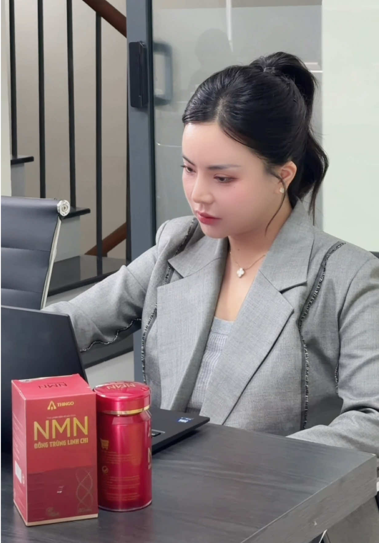 @Nguyễn Thị Thu Trang