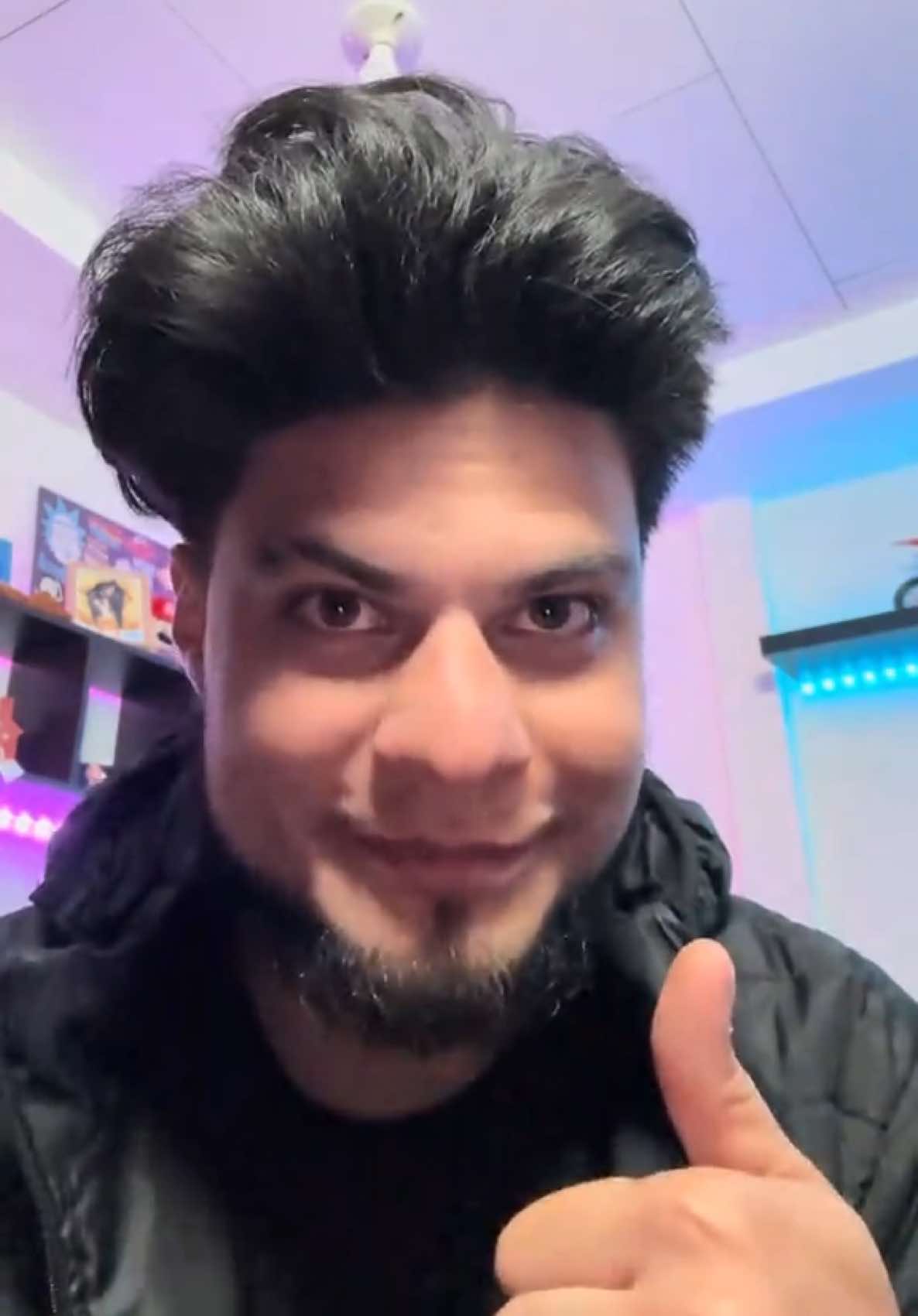 @AxelView