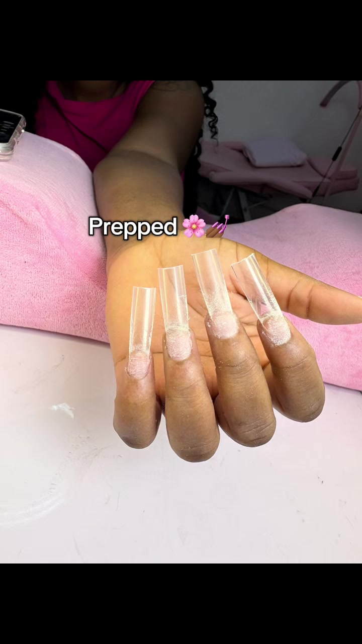 @Chommzyposhnails in asaba💅🏾